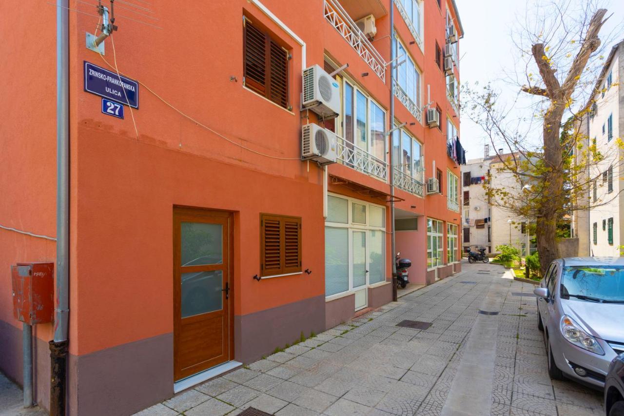 Apartman Angie Makarska Eksteriør billede