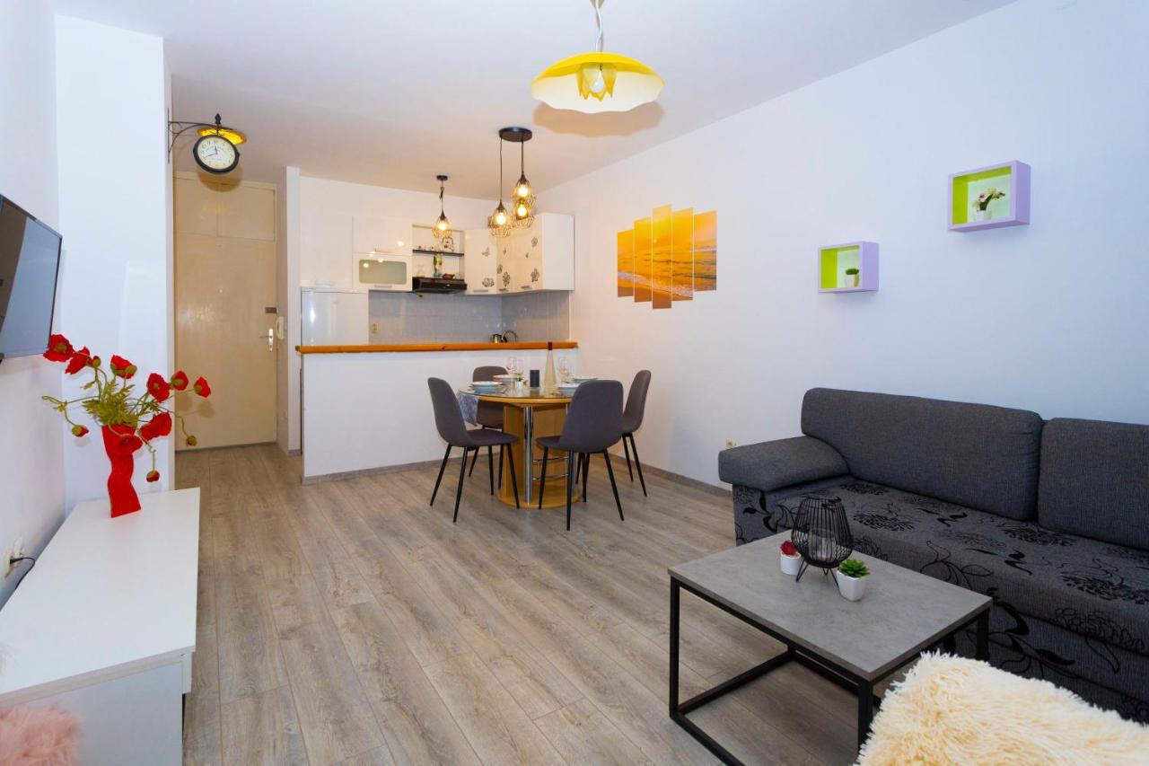 Apartman Angie Makarska Eksteriør billede